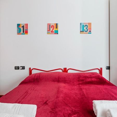 Milano-Rubattino Budget Apartment Buitenkant foto