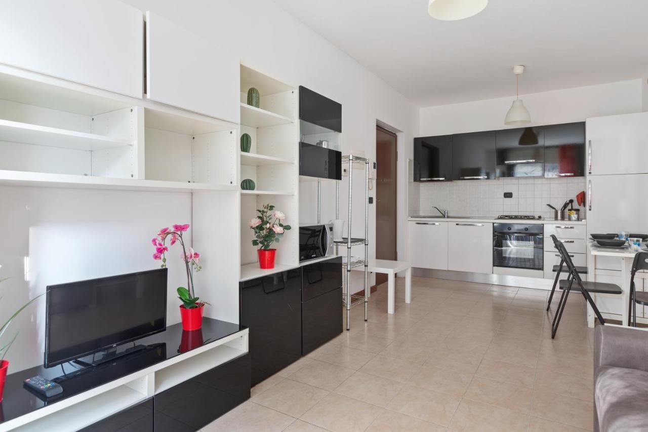 Milano-Rubattino Budget Apartment Buitenkant foto
